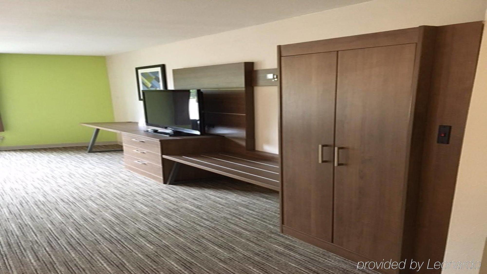 Holiday Inn Express North Tyler Eksteriør billede